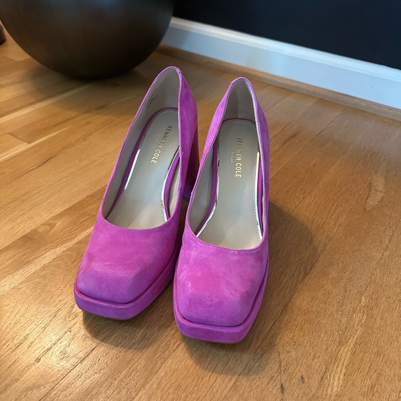 Kenneth Cole New York Pink Heels NWOT - Picture 2 of 5